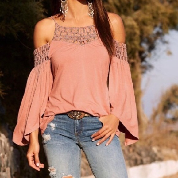 Boston Proper Tops - Boston Proper cold shoulder crochet top size M*